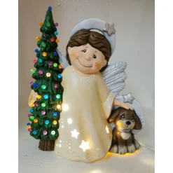 Süsser Engelbengel mit Tanne zum Beleuchten
