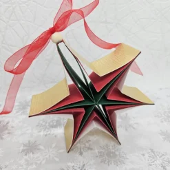 Stern in der Schachtel – 3D-Faltstern in Dunkelgrün, Rot & Mattgold mit Anleitung