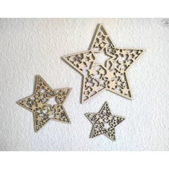 Sterne mit Sternmuster aus Holz, 3er-Set