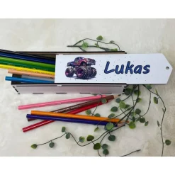 Stiftebox aus Holz personalisiert | Geschenk Einschulung| Federmäppchen Stifte Etui | Stifthalter Monstertruck