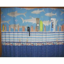 Stifterolle Rollmäppchen Meer Fische blau – 28 Fächer für kurze & lange Stifte, Häkelnadeln & Stricknadeln