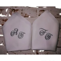 Stoffservietten mit Monogramm