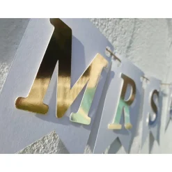 Super edle Girlande zur Hochzeit MR & MR in Gold und Weiß auf Wunsch personalisiert mit Wunschnamen Namensgirl