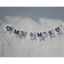 Super edle Girlande zur Hochzeit MR & MR in Gold und Weiß auf Wunsch personalisiert mit Wunschnamen Namensgirl