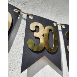 Super schöne Girlande zum 30. Geburtstag in Gold und Schwarz! Wimpelkette Dekoration Papierdeko