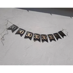 Super schöne Girlande zum 30. Geburtstag in Gold und Schwarz! Wimpelkette Dekoration Papierdeko