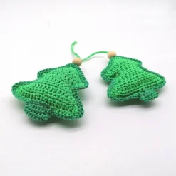 Tannenbaumanhänger, Christbaumschmuck, gehäkelt 100 % Baumwolle / als Dekoration zu Weihnachten, Türschmuck, Adventschmu