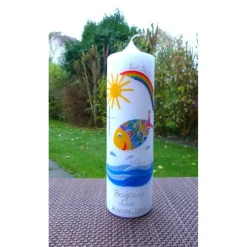 Taufkerze - bunter Fisch - Wasser - Mädchen - Kerze - Taufe - Handarbeit - keine Folie - inkl. Wachsbeschriftung