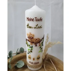 Taufkerze mit kleinem Tiger, christliche Symbold und Jutebänder, klassische Kerze -personalisiert-