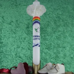 Taufkerze Regenbogen, Taube und Wellen, wunderschöne schlanke Taufkerze für Jungen oder Mädchen, personalisierbar
