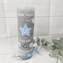 Taufkerze Rustik- Sterne grau-weiß-hellblau