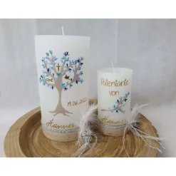 Taufkerze Rustik weiß groß - Lebensbaum mit christlichen Symbolen - blau, taupe