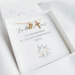 Taufkette mit Gravur für Mädchen und Jungen - Personalisierte Fisch Kette mit Namen - Halskette Kreuz Edelstahl