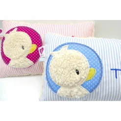 Taufkissen Ente - Süßes Entchen im Doodlekreis mit gesticktem Wunschnamen