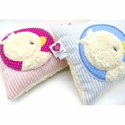 Taufkissen Ente - Süßes Entchen im Doodlekreis mit gesticktem Wunschnamen