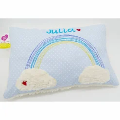 Taufkissen Regenbogen mit gesticktem Namen