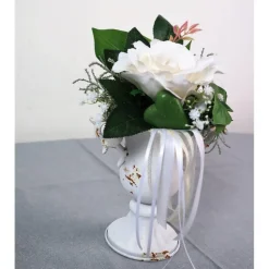 Tischgesteck mit Rose, weiß edel, Tischdeko