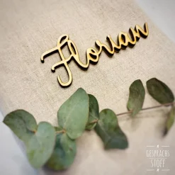 Tischkarten aus Holz Hochzeit  / Schriftzug Name / Gastnamen / Namenskarten / Gastgeschenke / Lasercut