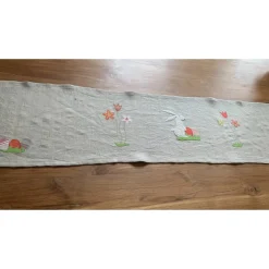 Tischläufer Tischdecke mit fröhlich-bunten Applikationen Ostern Frühling Osterhase Osterei Blumen Baumwolle 33x135cm
