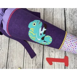 tolle Schultüte / Zuckertüte in Lila Flieder mit Chamäleon Amazonas