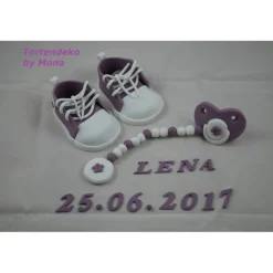 Tortenaufleger Fondant Zuckerfigur Tortendeko  für die Taufe oder Geburt