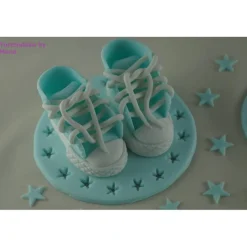 Tortenaufleger Fondant Zuckerfigur Baby Taufe Tortendeko