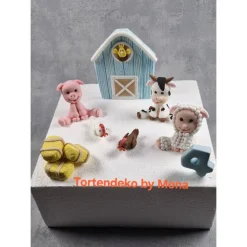 Tortendeko Tortentopper Zuckerfigur Fondantfigur Bauernhof für Mädchen Schaf Kuh Schwein