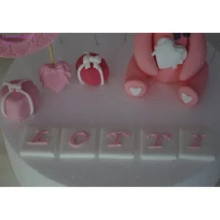 Tortendeko TortentopperTortenaufleger Fondant Zuckerfigur Baby,Taufe