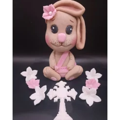 Tortendekoration Hase, Fondant Figuren Taufe