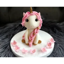 Tortendekoration Regenbogen, Fondant Figuren Einhorn,