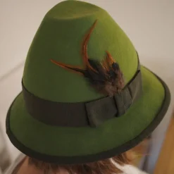 Trachtenhut Grün mit Federn