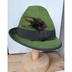 Trachtenhut Grün mit Federn
