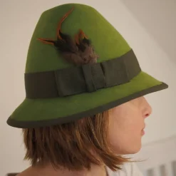 Trachtenhut Grün mit Federn
