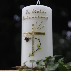 Trauerkerze/Gedenkkerze, klein in elfenbein „In lieber Erinnerung“, gold/schwarz, Echtwachsbeschriftung, Trauerkerze