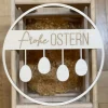 Türkranz "Frohe Ostern" mit hängenden Ostereiern und Gravur aus Holz