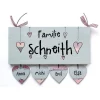 Türschild Familie aus Holz mit Name personalisiert - exklusives Hochzeitsgeschenk für das Brautpaar - besonderes Geschenk zum Hochzeitstag - individuelles Haustürschild Herzen