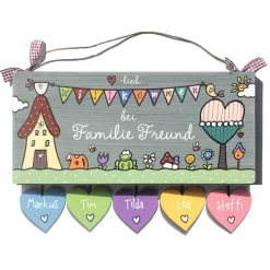 Türschild Familie aus Holz mit Name personalisiert – Handgemalt & Wetterfest – Geschenk für jeden Anlass - Willkommensschild mit Wimpelkette - dekoratives Holzschild