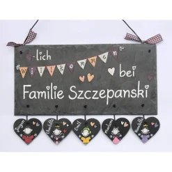 Türschild Familie aus Schiefer handgemalt mit Wimpelkette Willkommen - wetterfestes Haustürschild für Wohnungstür und Hauseingang - einzigartiges Familiengeschenk