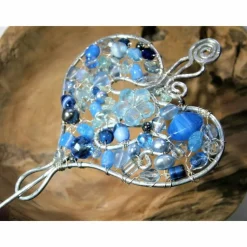 Tuchnadel Herz mit Mix in blau 90 x 85 Millimeter gehämmert handgemacht silbergrau Aluminium Muttertag