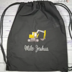 Turnbeutel mit Bagger & Namen bestickt I personalisierter Stoffbeutel I Kita-Beutel in verschiedenen Farben