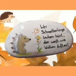 Umarmungen in der Luft: Ein Igel und ein Luftballon voller Trost und Freude