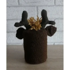 Umhäkelte Blechdose zur Aufbewahrung von vielen Dingen - Rentier mit Kulleraugen