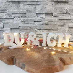 Valentinstag Geschenke Paare – Romantische Raysin Buchstaben als Geschenkidee