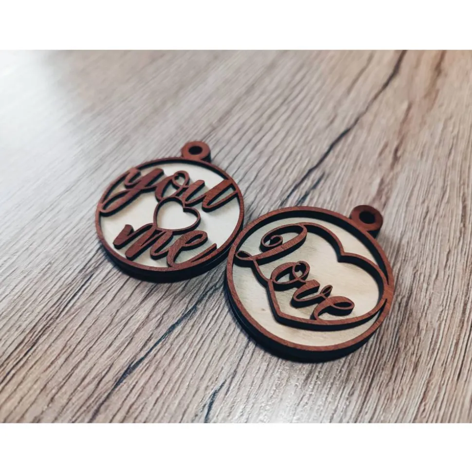 Valentinstag Schlüsselanhänger Glücksbringer aus Holz für verliebte Paare Personalisierbar mit Namen