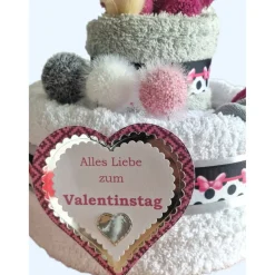 Valentinstag/Muttertag/Geburtstag Hochzeit Geschenk Handtuchtorte mit Herz