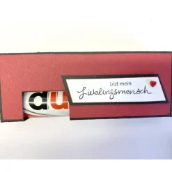 Verpackung für 2 Stück Schokoriegel, ein schönes Geschenk aus Papier, auch als Tischgoodie zu verwenden