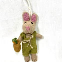 verschiedene, niedliche Hasen-Anhänger/ Dekoration, mit vielen kleinen Details aufwändig gearbeitet