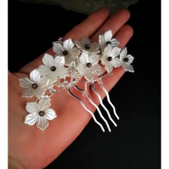 verzierter Haarkamm, silber-weiss, Brautschmuck, festlich