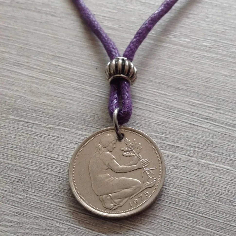 Vintage Kette mit 50 Pfennig Münze von 1975 – Einzigartiges Geschenk zum 50. Geburtstag