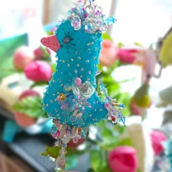 Vogel Ornament türkis rosa beidseitig handbestickt Unikat Osterdeko Shabby Chic Landhausstil